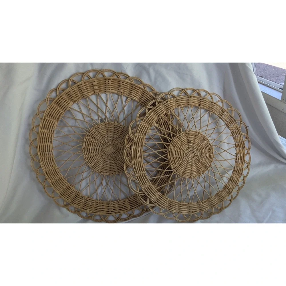 Vintage Woven Wicker Rattan Wall Hanging Baskets Set of 2 Scalloped 14.5